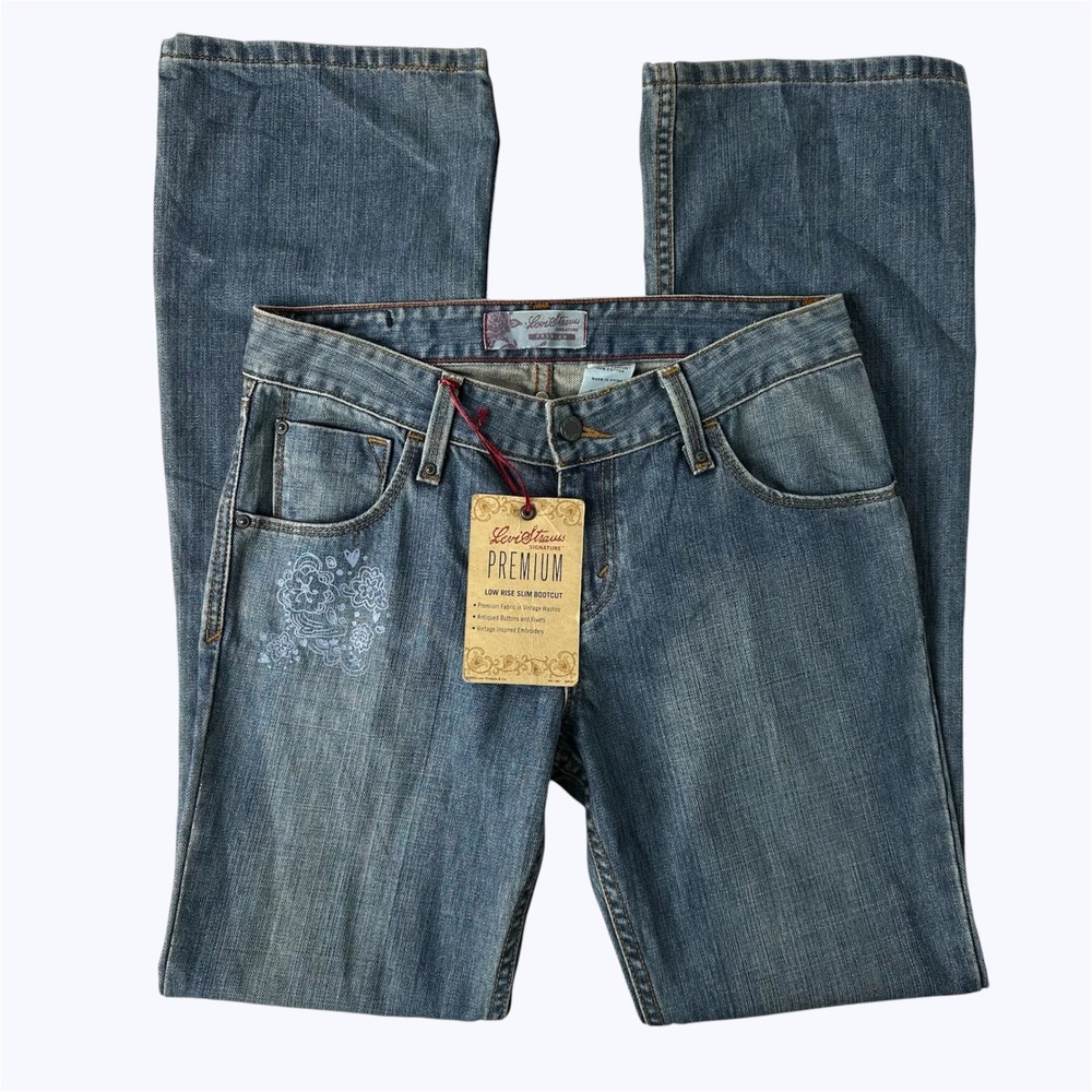 Levi Strauss Signature‎ Premium Low Rise Slim Bootcut Jeans Juniors 7 Y2K NEW